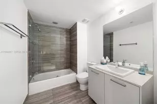 1010 Brickell Ave, Miami, FL 33131 - Photo 28