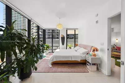 1010 Brickell Ave #1706, Miami, FL 33131 - Photo 18