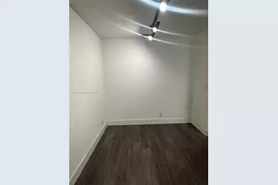 3360 N Pinewalk Dr N #1325, Margate, FL 33063 - Photo 6