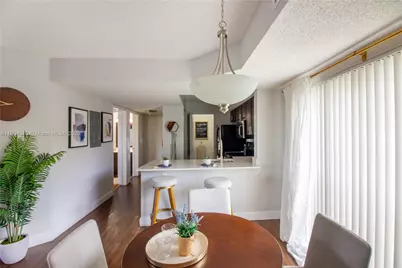 17200 NW 64th Ave #20-207, Miami Lakes, FL 33015 - Photo 4