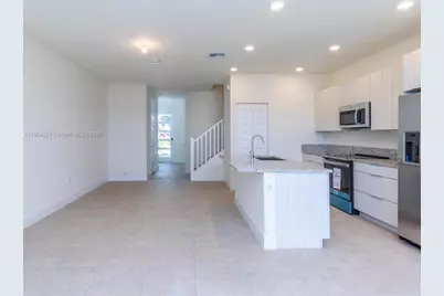 15861 NW 90th Ct #15861, Miami Lakes, FL 33018 - Photo 18