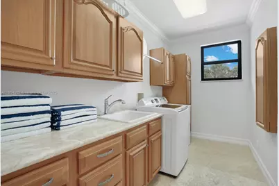 168 Fiesta Way, Fort Lauderdale, FL 33301 - Photo 32