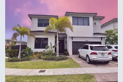 8824 NW 161st Ter, Miami Lakes, FL 33018 - Photo 2