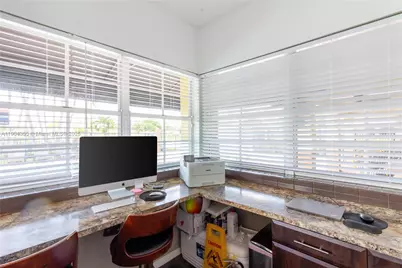 17200 NW 64th Ave #21-306, Miami Lakes, FL 33015 - Photo 32