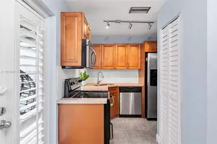 1568 Springside Dr, Weston, FL 33326 - Photo 22