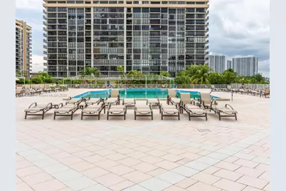 1985 S Ocean Dr #2M, Hallandale Beach, FL 33009 - Photo 20