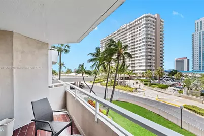 1985 S Ocean Dr #2M, Hallandale Beach, FL 33009 - Photo 4