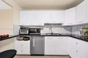 18151 NE 31st Ct, Aventura, FL 33160 - Photo 10