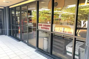 2555 Collins Ave, Miami Beach, FL 33140 - Photo 30