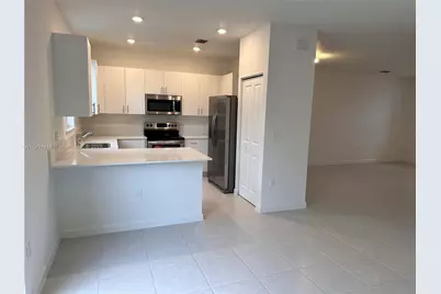 11884 NW 47th Mnr #11884, Coral Springs, FL 33076 - Photo 8