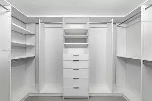 1717 N Bayshore Dr, Miami, FL 33132 - Photo 14