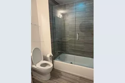 1010 Brickell Ave #2510, Miami, FL 33131 - Photo 12