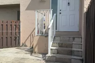 515 W Park Dr, Miami, FL 33172 - Photo 48