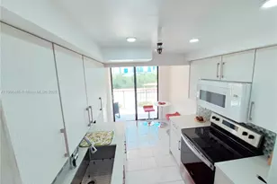 [Address not provided], Sunny Isles Beach, FL 33160 - Photo 4