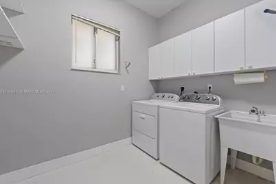 16640 NW 86th Ct, Miami Lakes, FL 33016 - Photo 24