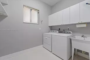 16640 NW 86th Ct, Miami Lakes, FL 33016 - Photo 24