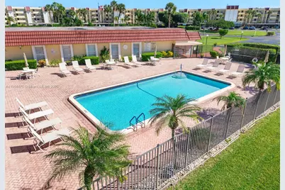 23249 N Barwood Ln N #102, Boca Raton, FL 33428 - Photo 38