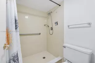 23249 N Barwood Ln N, Boca Raton, FL 33428 - Photo 8