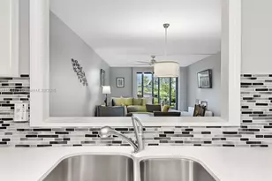 23249 N Barwood Ln N, Boca Raton, FL 33428 - Photo 2