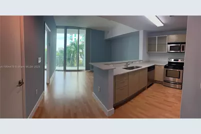 350 NE 24th St #404, Miami, FL 33137 - Photo 8