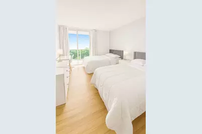 100 Bayview Dr #517, Sunny Isles Beach, FL 33160 - Photo 2