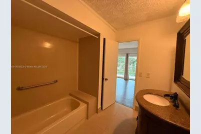 23 N Valencia Dr #2-32, Davie, FL 33324 - Photo 28