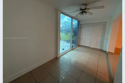 23 N Valencia Dr #2-32, Davie, FL 33324 - Photo 10