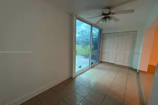 23 N Valencia Dr, Davie, FL 33324 - Photo 10