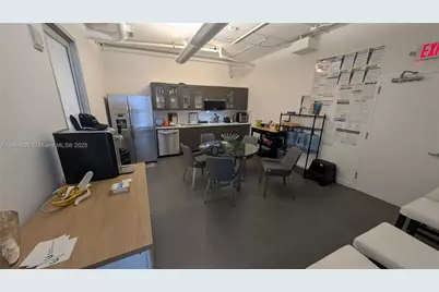 3050 Biscayne Blvd #702, Miami, FL 33137 - Photo 12