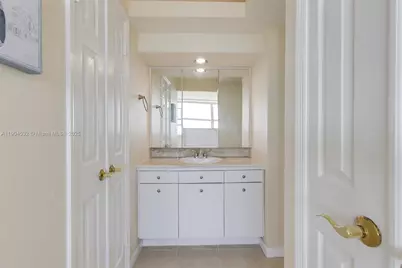 1410 S Ocean Dr #1702, Hollywood, FL 33019 - Photo 8