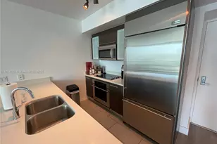 55 SE 6th St, Miami, FL 33131 - Photo 2