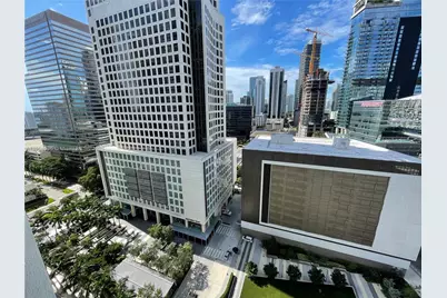 55 SE 6th St #2104, Miami, FL 33131 - Photo 6