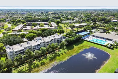 24 Abbey Ln #201, Delray Beach, FL 33446 - Photo 1