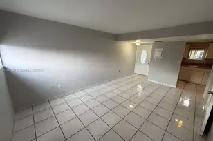 5611 W 25th Ct, Hialeah, FL 33016 - Photo 10