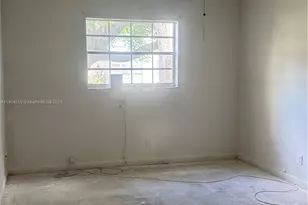 5640 SW 3rd Pl, Margate, FL 33068 - Photo 24