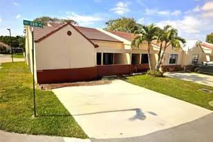9054 SW 149th Pl, Miami, FL 33196 - Photo 1