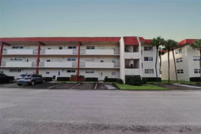 361 S Hollybrook Dr #102, Pembroke Pines, FL 33025 - Photo 2