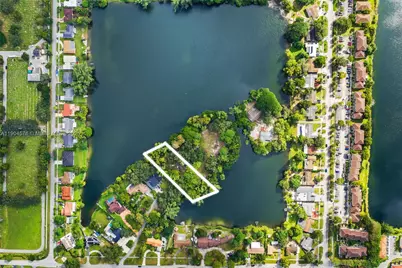 14141 NW 14th Dr, Miami, FL 33167 - Photo 8