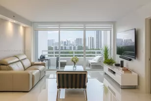 20355 NE 34th Ct, Aventura, FL 33180 - Photo 2