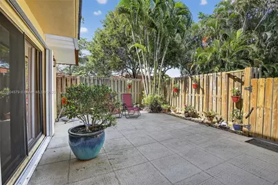 9927 NW 6th Pl, Plantation, FL 33324 - Photo 32