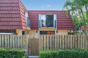 9927 NW 6th Pl, Plantation, FL 33324 - Photo 2