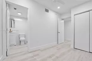 129 SW 9th Ave, Miami, FL 33130 - Photo 14