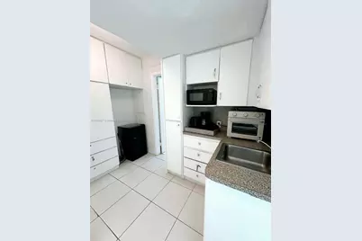 5445 Collins Ave #617, Miami Beach, FL 33140 - Photo 6