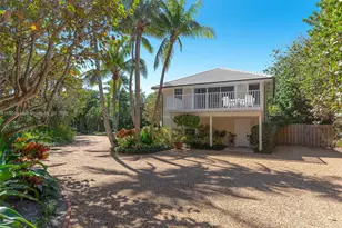 247 S Beach Rd, Jupiter Island, FL 33455 - Photo 14