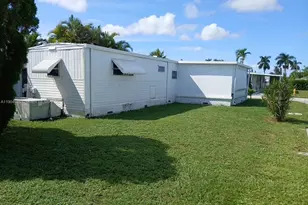 1860 SW 83rd Terrace, Davie, FL 33324 - Photo 10