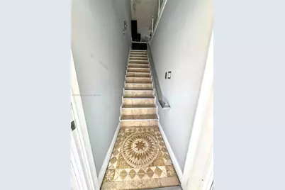 7870 W 29th Way #201, Hialeah, FL 33018 - Photo 2