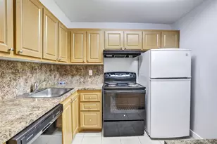 6500 Cypress Rd, Plantation, FL 33317 - Photo 4