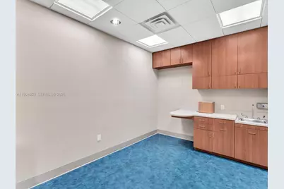20900 NE 30th Ave #207, Aventura, FL 33180 - Photo 8