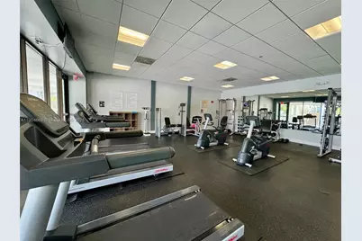 3675 N Country Club Dr #210, Aventura, FL 33180 - Photo 28