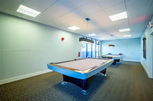 3675 N Country Club Dr, Aventura, FL 33180 - Photo 38